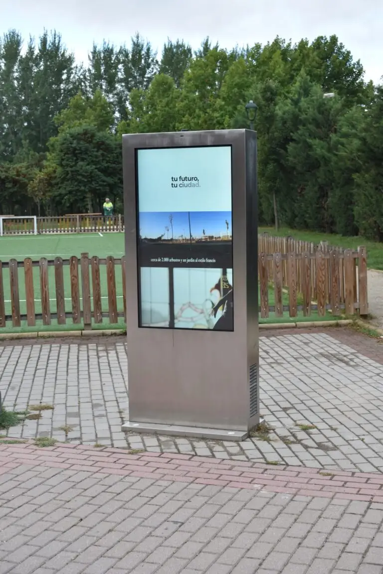 Kiosco interactivo exterior Erakar